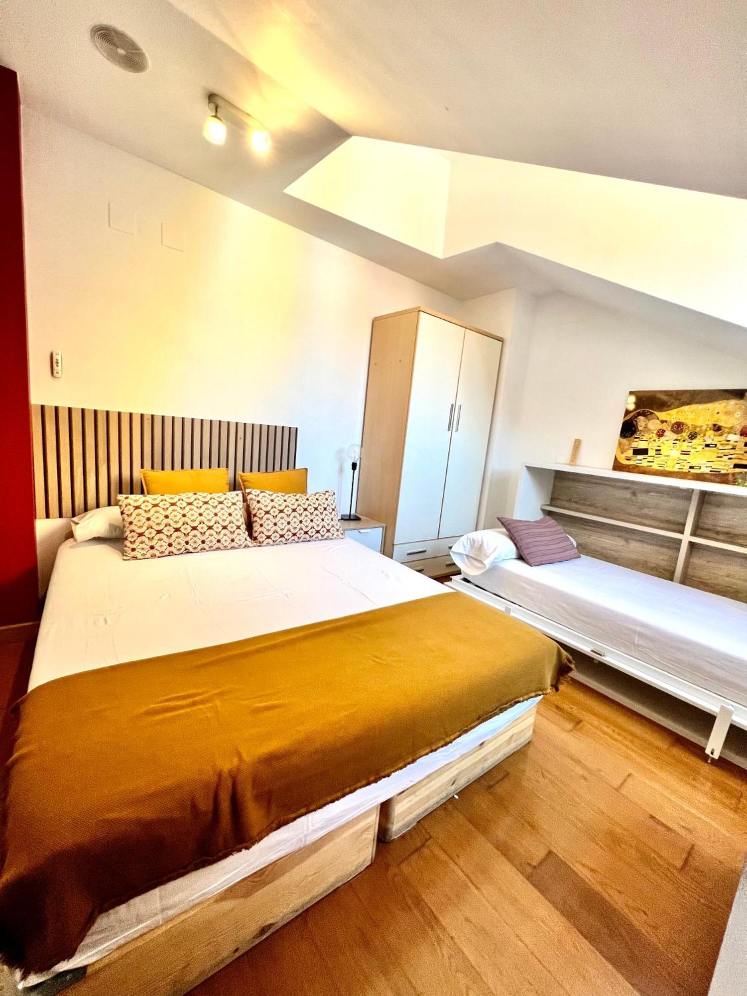Apartamentos San Antonio Aranda de Duero Exterior photo